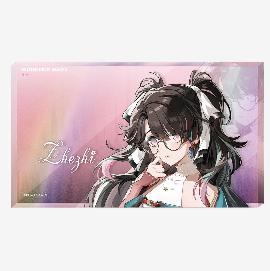 This 140×80×10mm acrylic block features Zhezhi from Wuthering Waves, with her playful twin tails against a pink-purple holographic backdrop. The glitter effect adds a soft, shimmering finish.
