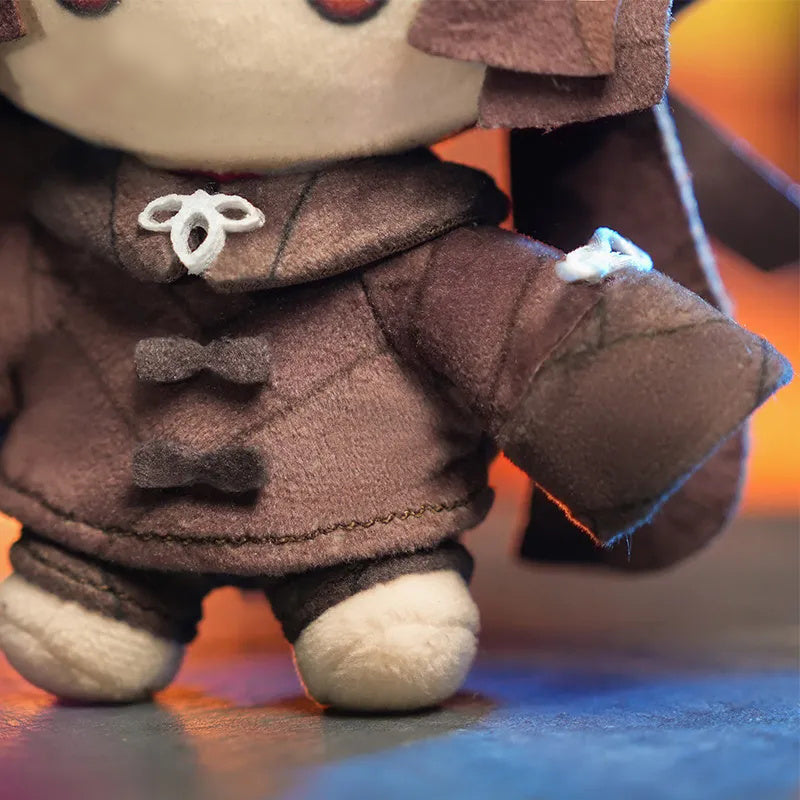Tignari Hu Tao Plush Keychain, made with soft polyester, ideal for Genshin Impact collectors and fans looking for the perfect game gift.