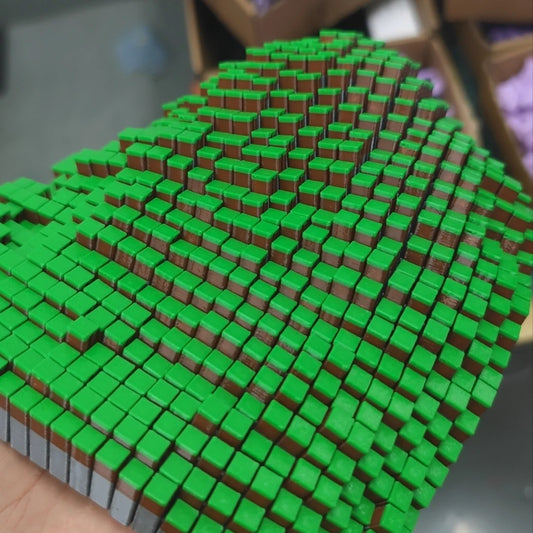 Minecraft Grass Block Toy - 3D Printed Flexible Fidget Coaster, Desktop Stress Relief Game Peripheral