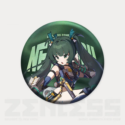 A 75mm tinplate pin featuring Qing Yi from Zenless Zone Zero in her tactical outfit, presented on a deep blue background with a polarized glitter effect. It comes mounted on a black back card printed with ZZZ branding.