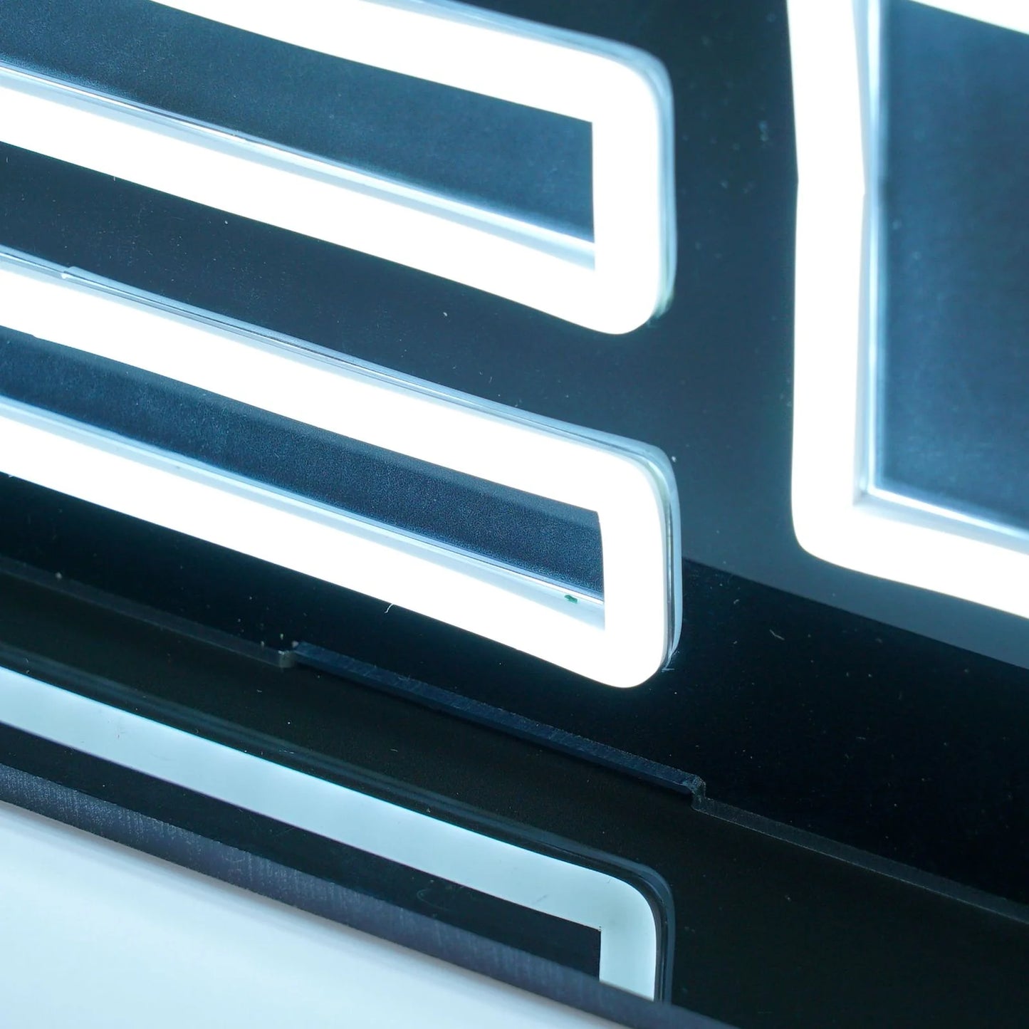 Hardcore Ironman Neon Sign | for Old School RuneScape Fans | Dimmable LED Pixel Art | Gaming Room Decor