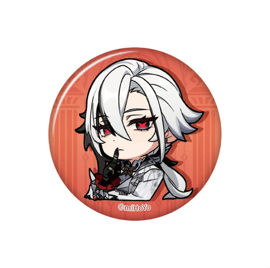 Genshin Impact Chibi Emoji Series Arlecchino badge (58mm). Made with PET + pearl paper for vibrant colors, capturing her iconic smirk. Durable tinplate for daily wear or collection.